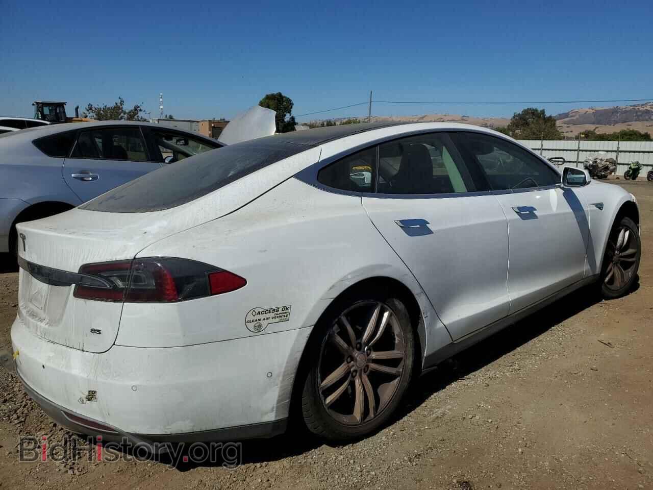 2014 TESLA MODEL S - VIN: 5YJSA1H17EFP66695 - Фото 3