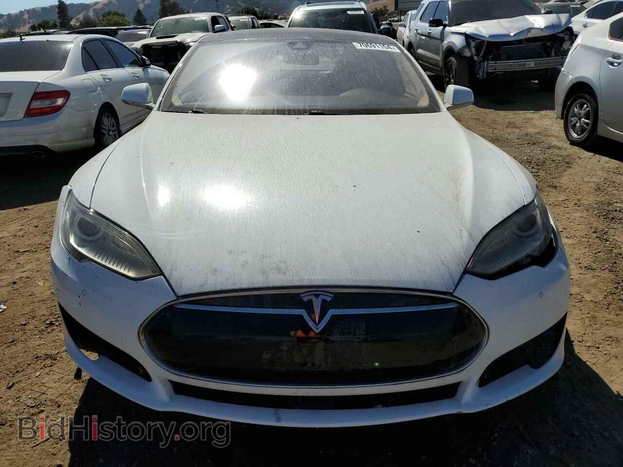 2014 TESLA MODEL S - VIN: 5YJSA1H17EFP66695 - Фото 5
