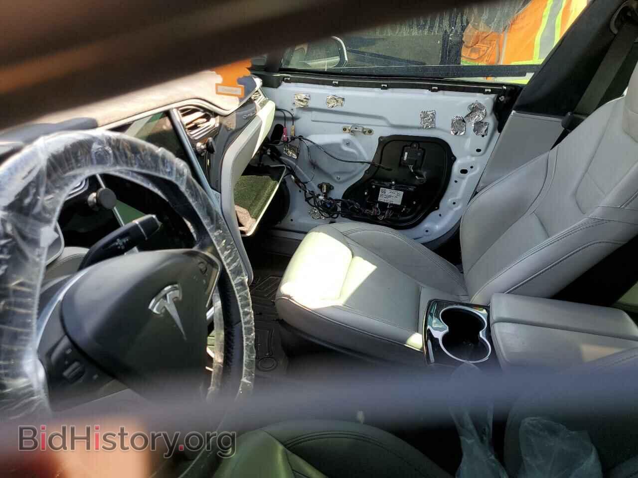 2015 TESLA MODEL S - VIN: 5YJSA1E22FF108023 - Фото 9