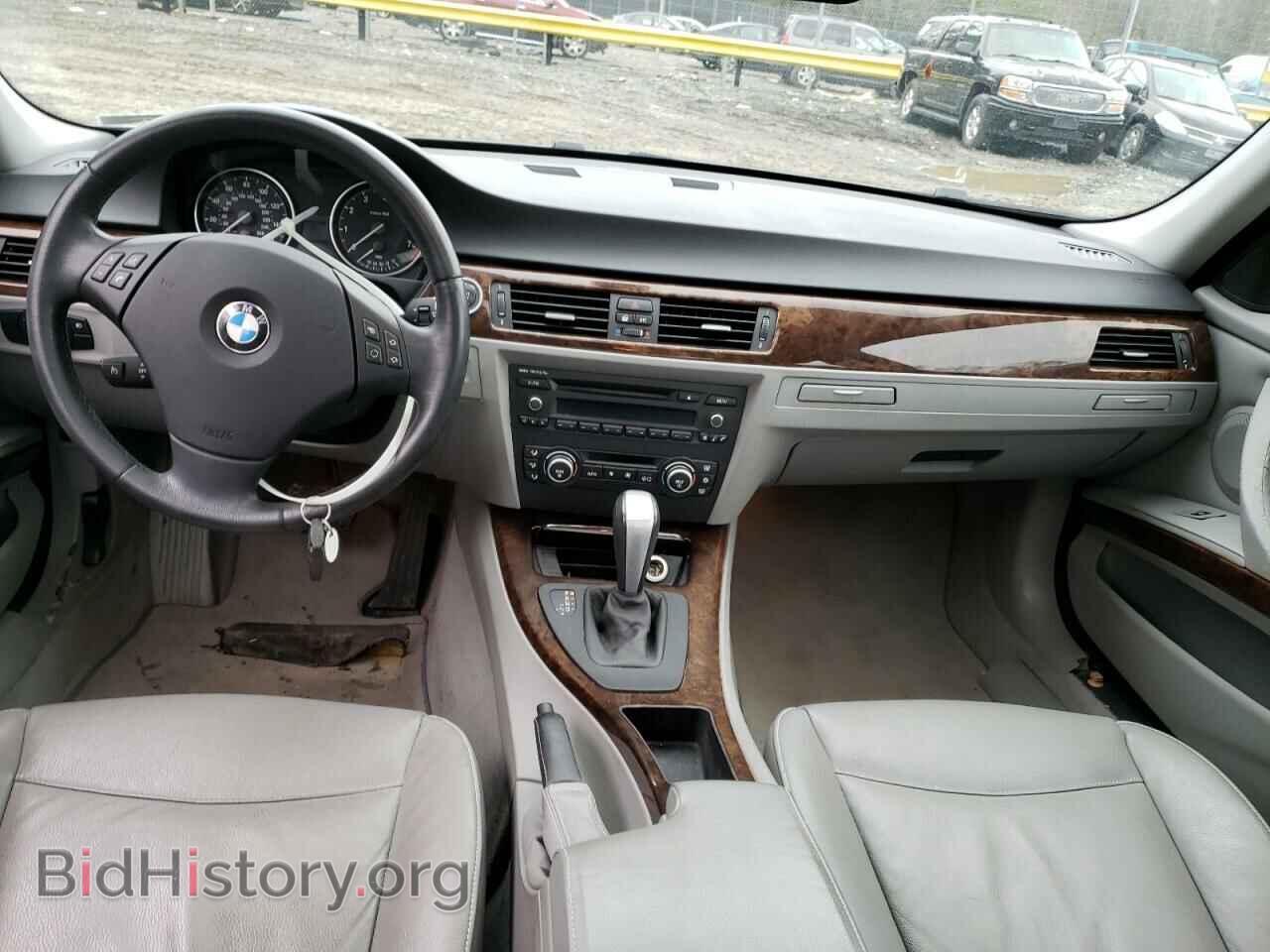 2009 BMW 3 SERIES - VIN: WBAPH77509NM28780 - Photo 8