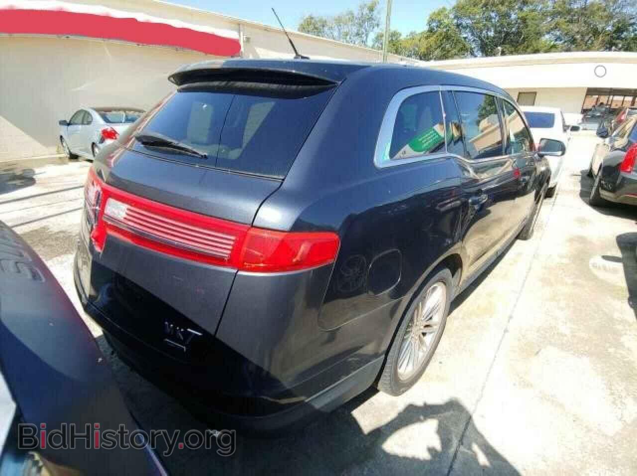 2014 LINCOLN MKT - VIN: 2LMHJ5AT9EBL55728 - Фото 4
