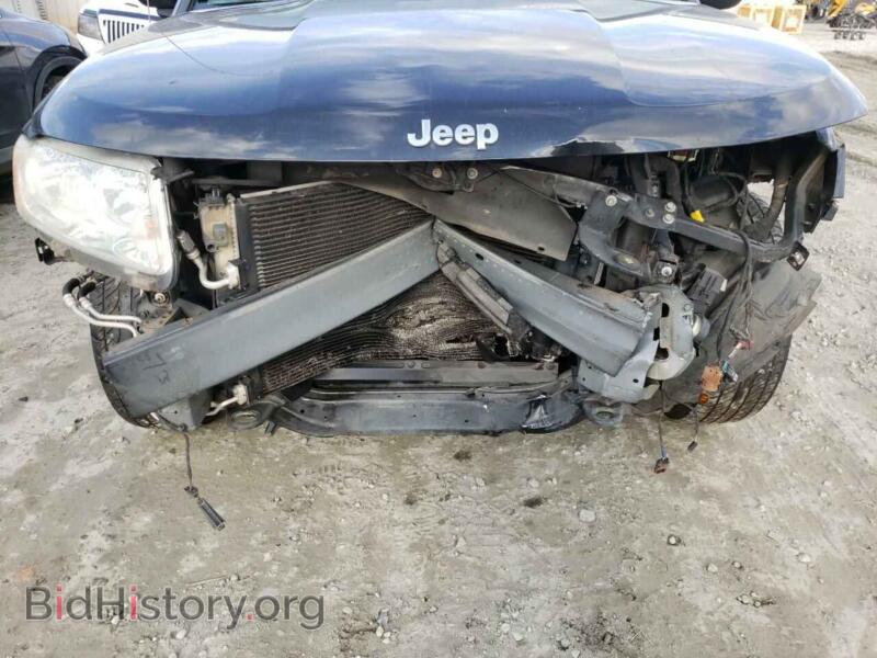 2011 Jeep COMPASS (VIN 1J4NT1FB6BD165875) — photo 9 of 10