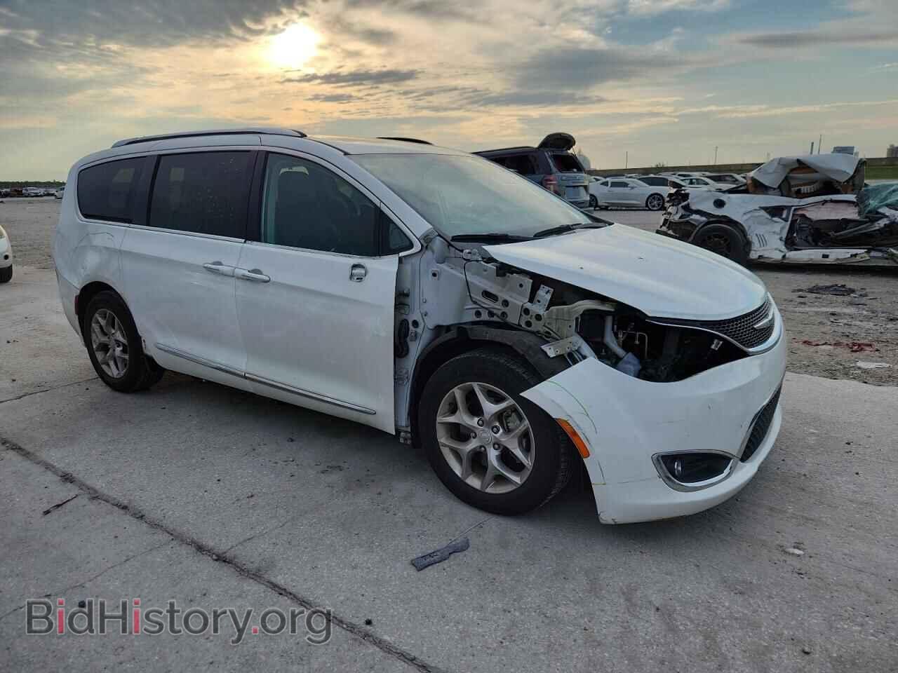 2019 CHRYSLER PACIFICA - VIN: 2C4RC1GG8KR554497 - Фото 4