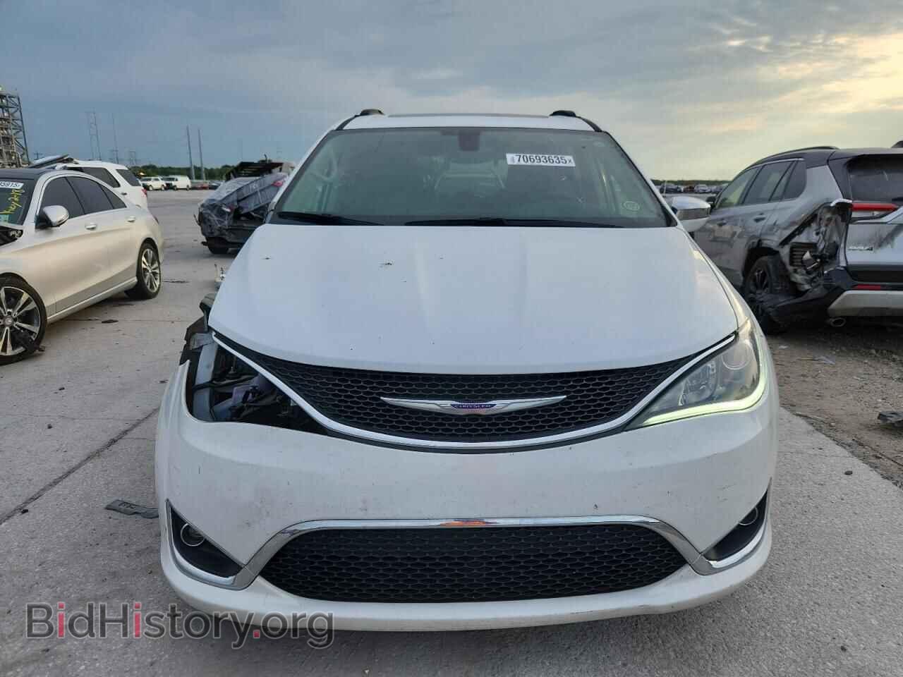 2019 CHRYSLER PACIFICA - VIN: 2C4RC1GG8KR554497 - Фото 5