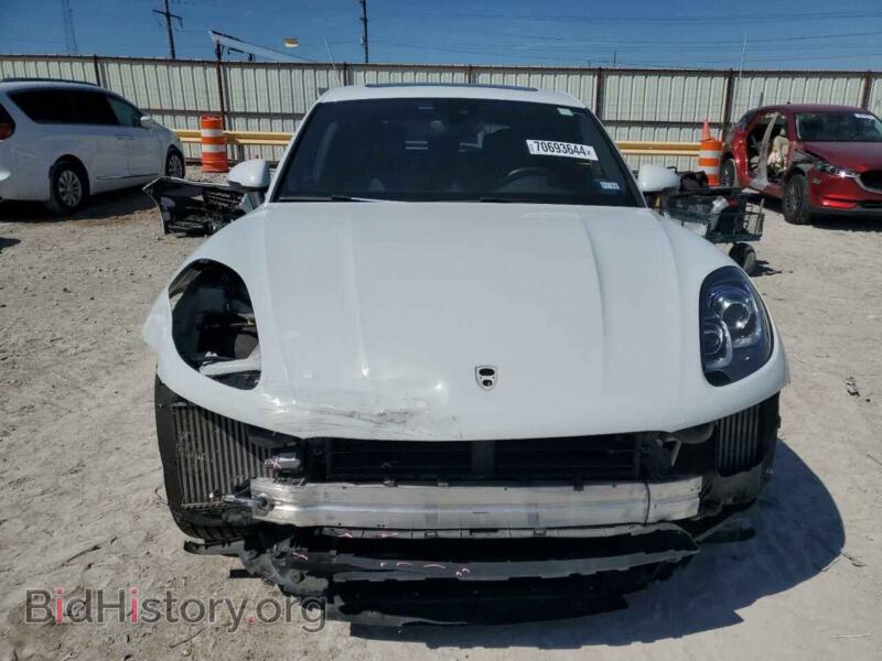 2016 Porsche MACAN (VIN WP1AF2A51GLB90343) — фото 5 из 13