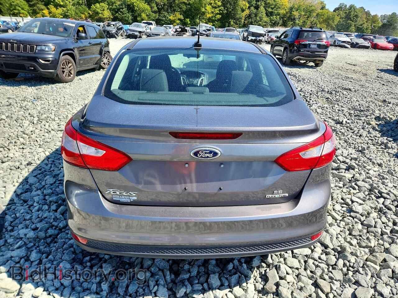 2014 Ford FOCUS (VIN 1FADP3F2XEL268377) — фото 6 из 13