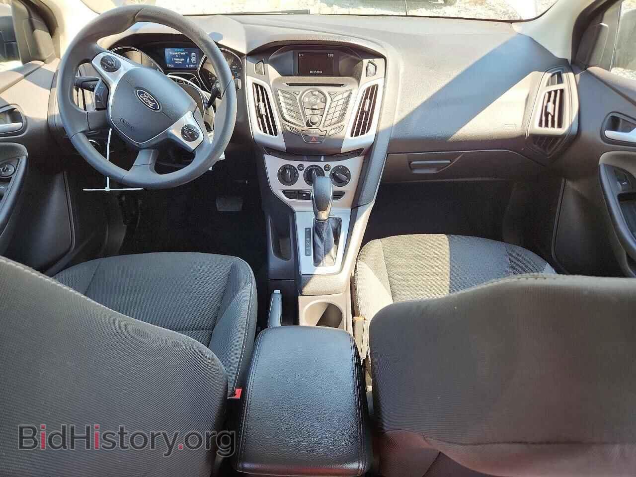 2014 Ford FOCUS (VIN 1FADP3F2XEL268377) — фото 8 из 13