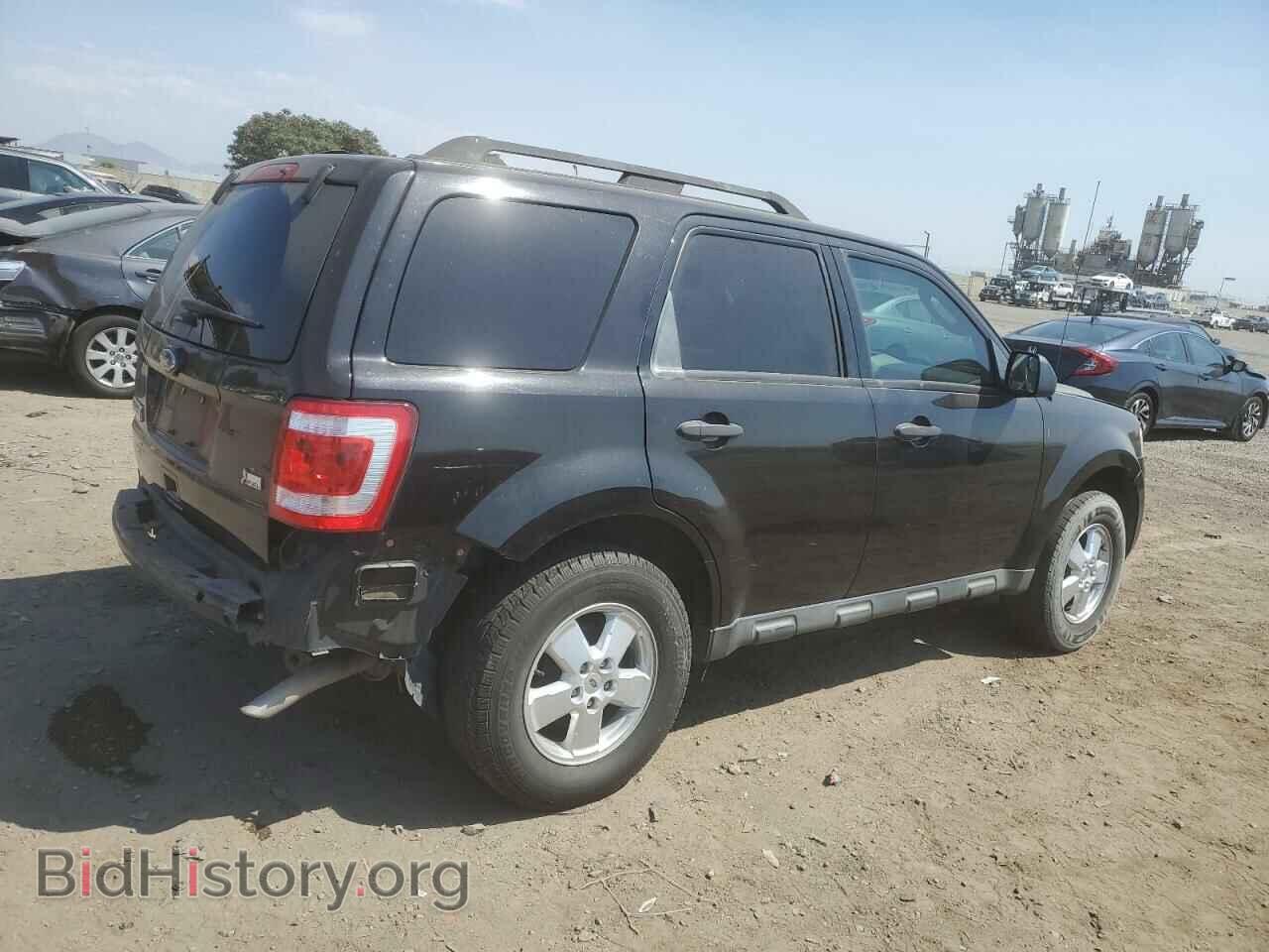 2011 FORD ESCAPE - VIN: 1FMCU0DG5BKA93383 - Фото 3