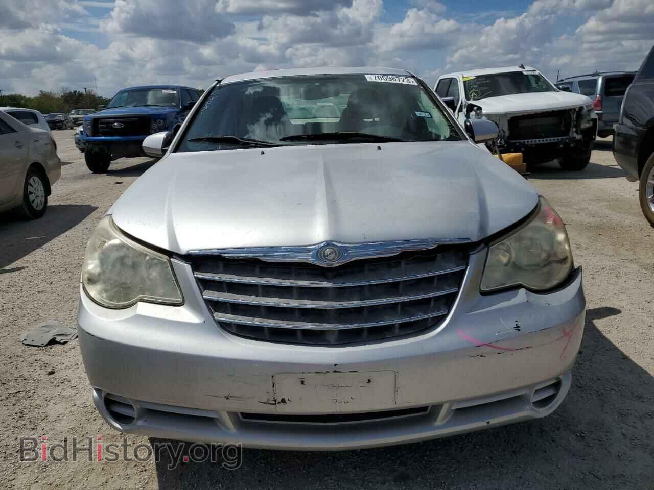 2010 CHRYSLER SEBRING - VIN: 1C3CC5FD6AN133382 - Фото 5