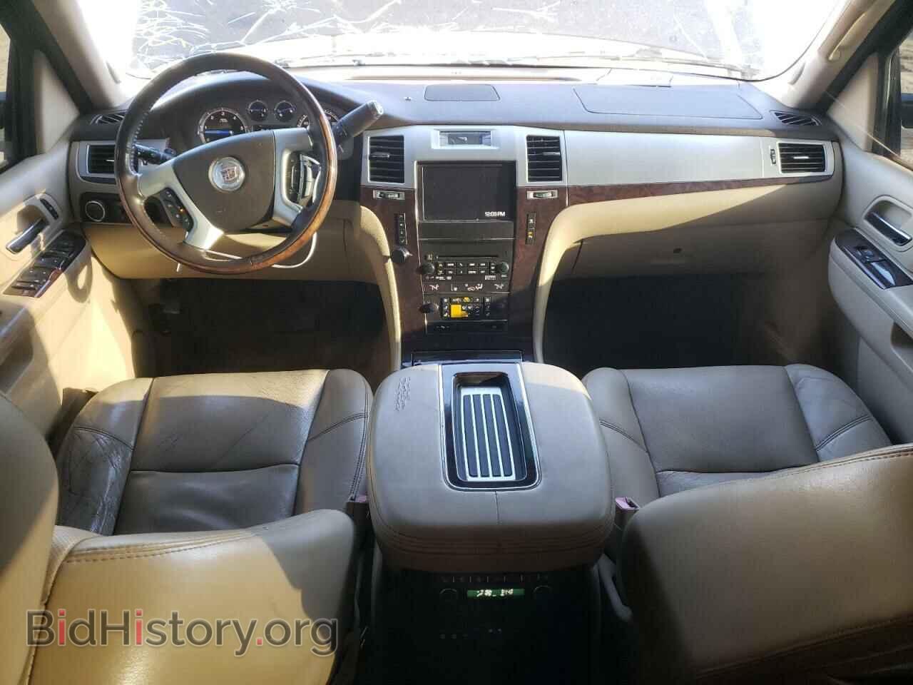 2011 CADILLAC ESCALADE - VIN: 1GYS4JEF6BR221708 - Фото 8