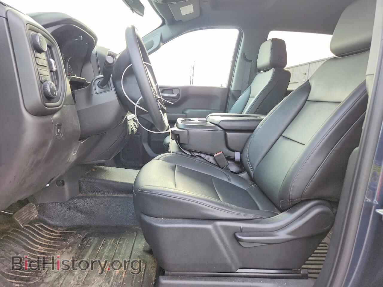 2021 Chevrolet SILVERADO (VIN 3GCUYAEF2MG134989) — фото 7 из 13