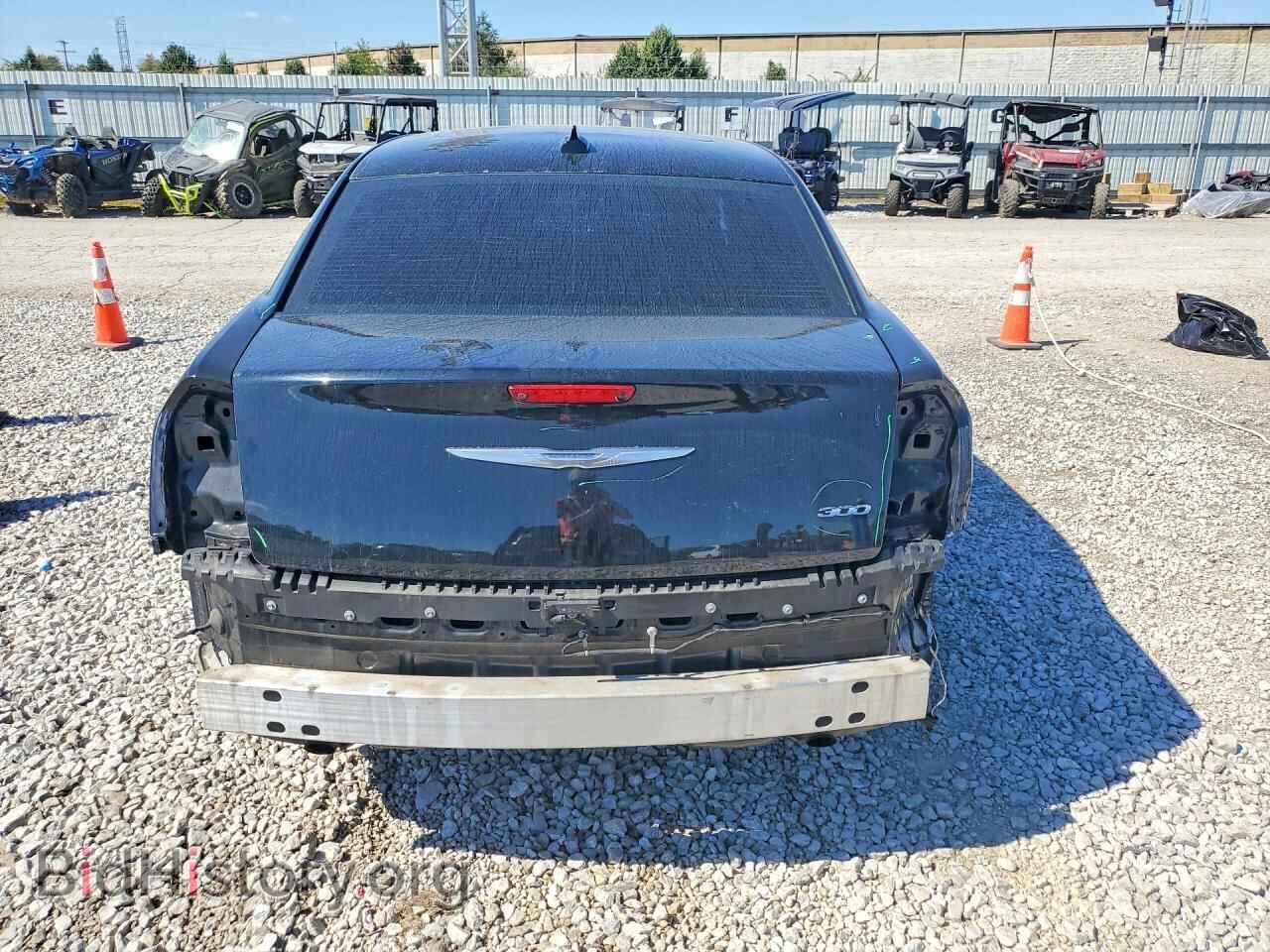 2018 CHRYSLER 300 - VIN: 2C3CCAAG7JH190712 - Photo 6