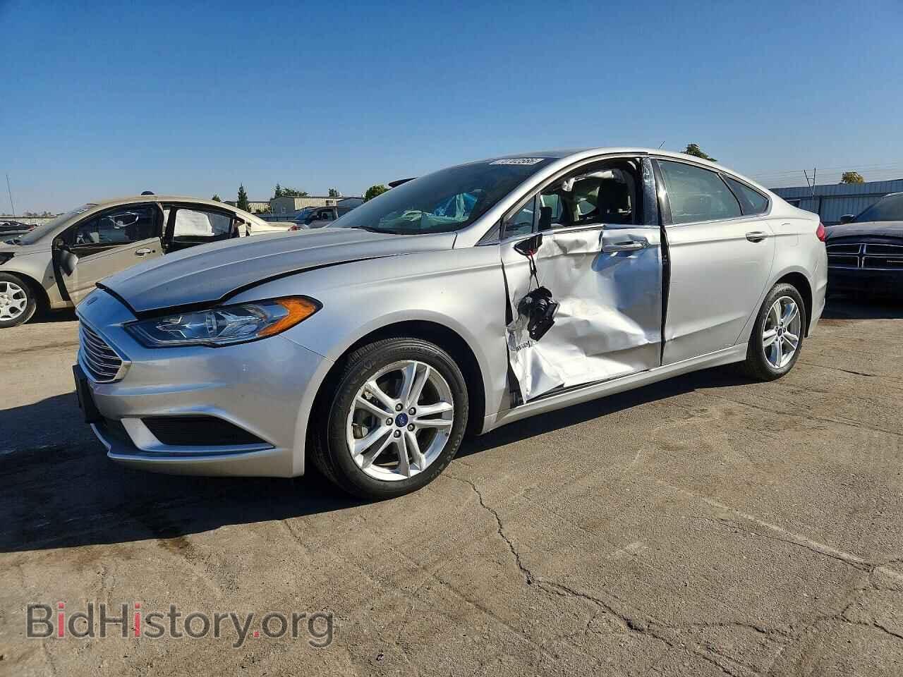 Photo 3FA6P0UUXJR227125 - FORD FUSION 2018
