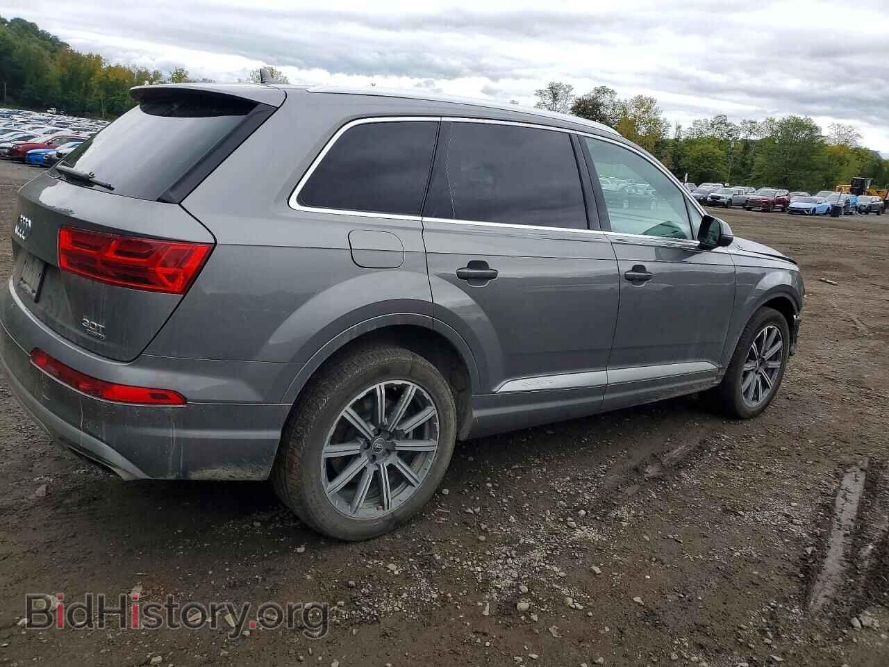 2017 AUDI Q7 - VIN: WA1VAAF76HD055810 - Фото 3