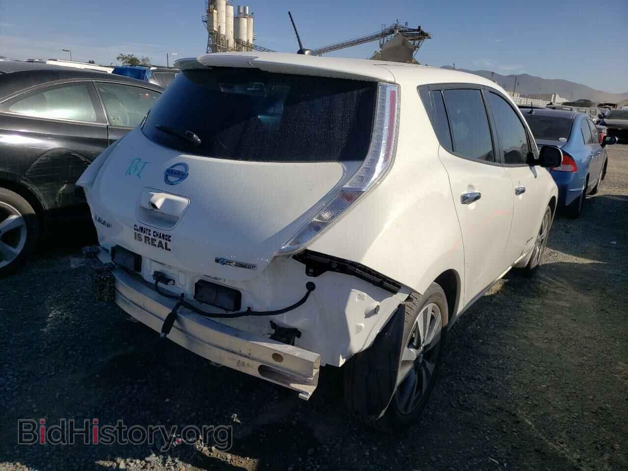 2017 NISSAN LEAF - VIN: 1N4BZ0CP2HC303353 - Фото 4