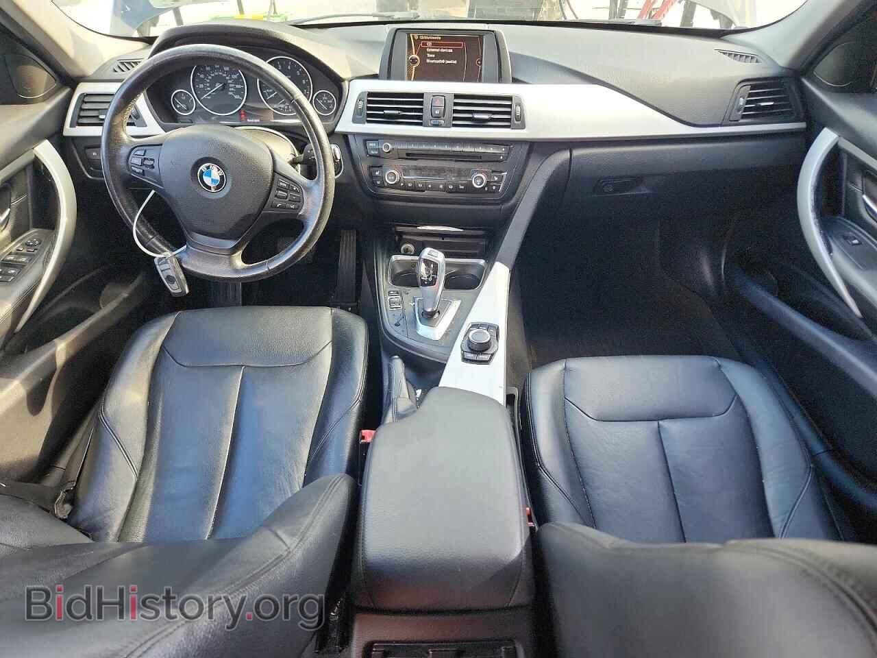 2012 BMW 3 SERIES - VIN: WBA3A5C56CF340461 - Photo 8