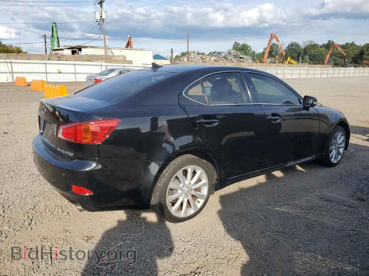 2010 LEXUS IS - VIN: JTHCF5C25A2032646 - Photo 3