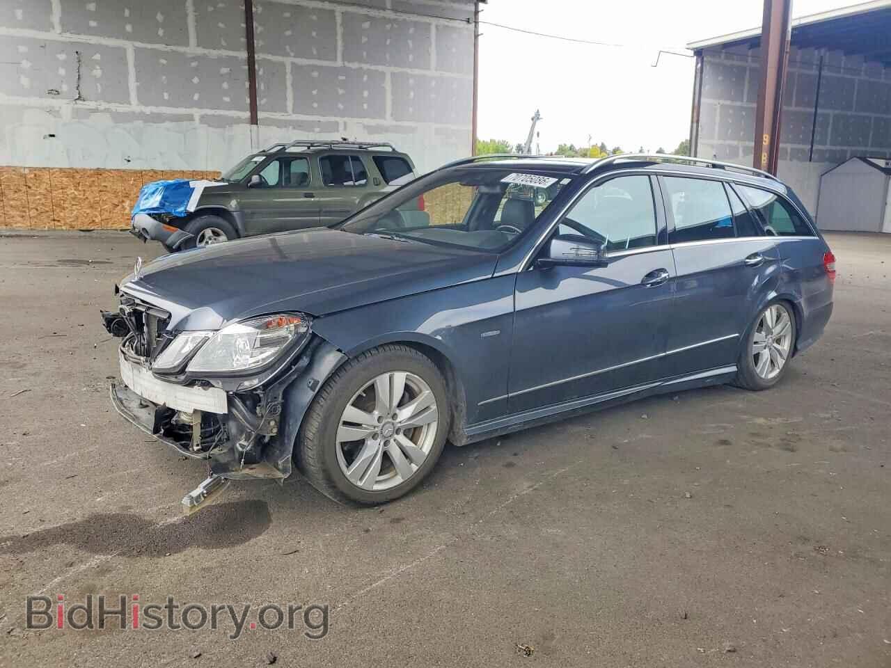 Photo WDDHH8JB5CA551393 - MERCEDES-BENZ E-CLASS 2012