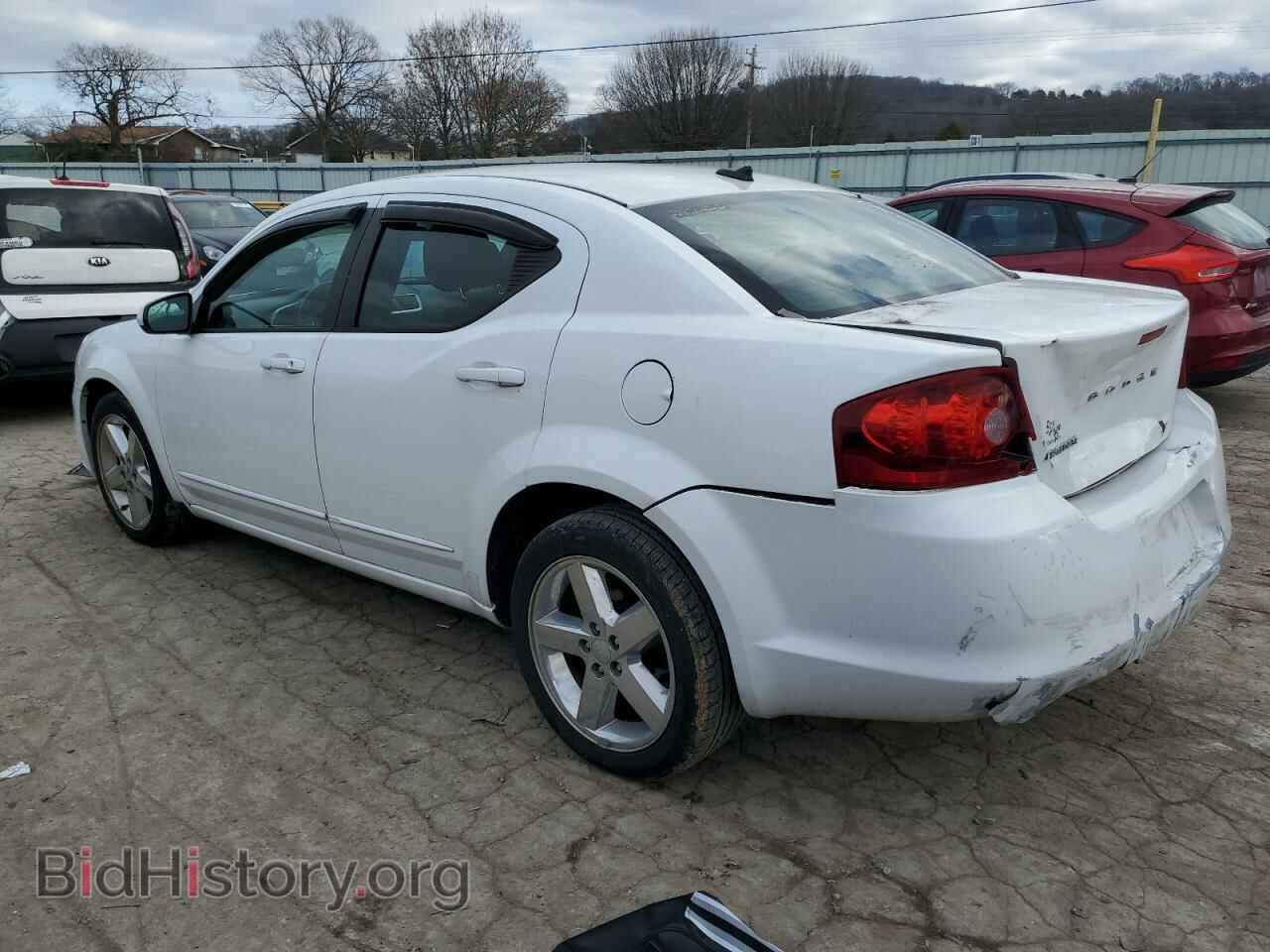 2011 DODGE AVENGER - VIN: 1B3BD1FBXBN557002 - Photo 2