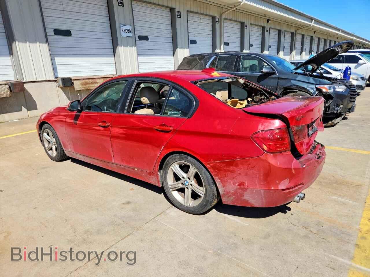 2014 BMW 3 SERIES - VIN: WBA3A5C56EF605768 - Фото 2
