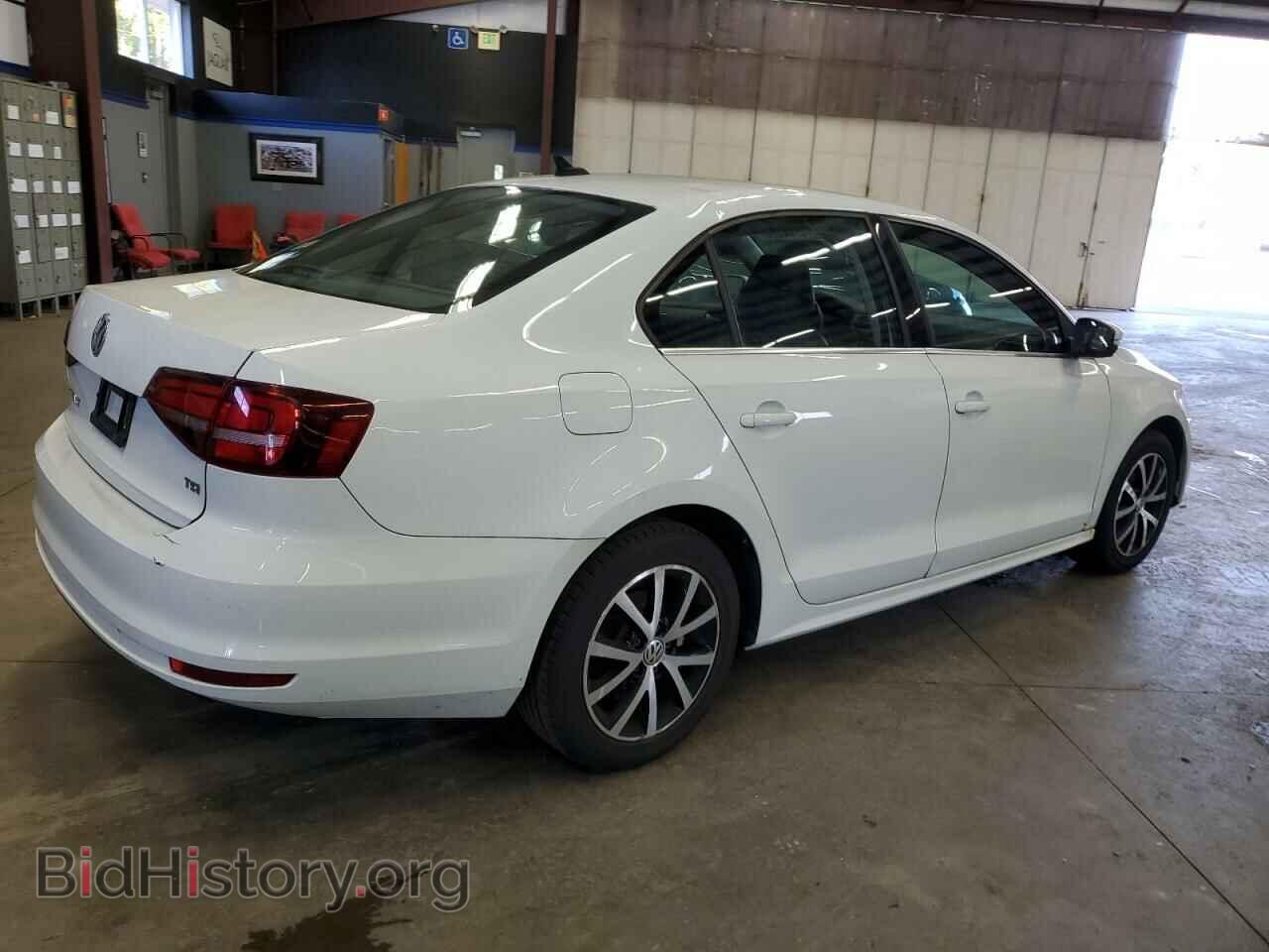 2017 VOLKSWAGEN JETTA - VIN: 3VWDB7AJ2HM201013 - Фото 3