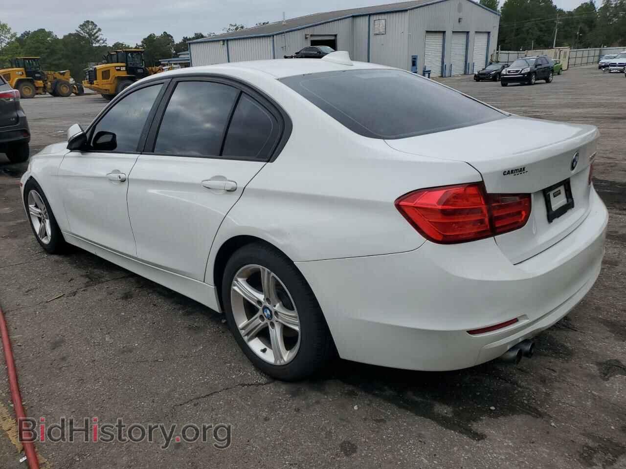 2013 BMW 3 SERIES - VIN: WBA3A5C51DF601898 - Фото 2