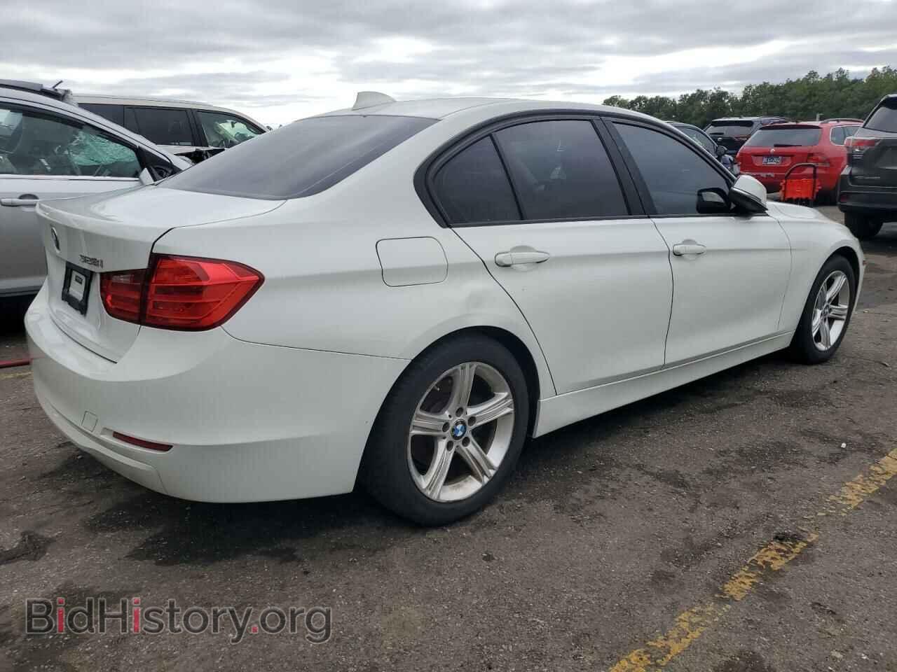 2013 BMW 3 SERIES - VIN: WBA3A5C51DF601898 - Фото 3