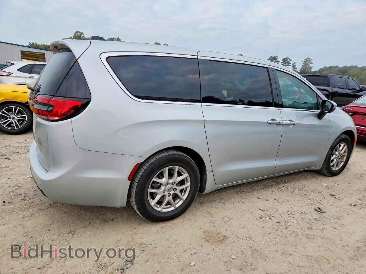 2023 CHRYSLER PACIFICA - VIN: 2C4RC1BG5PR517101 - Photo 3