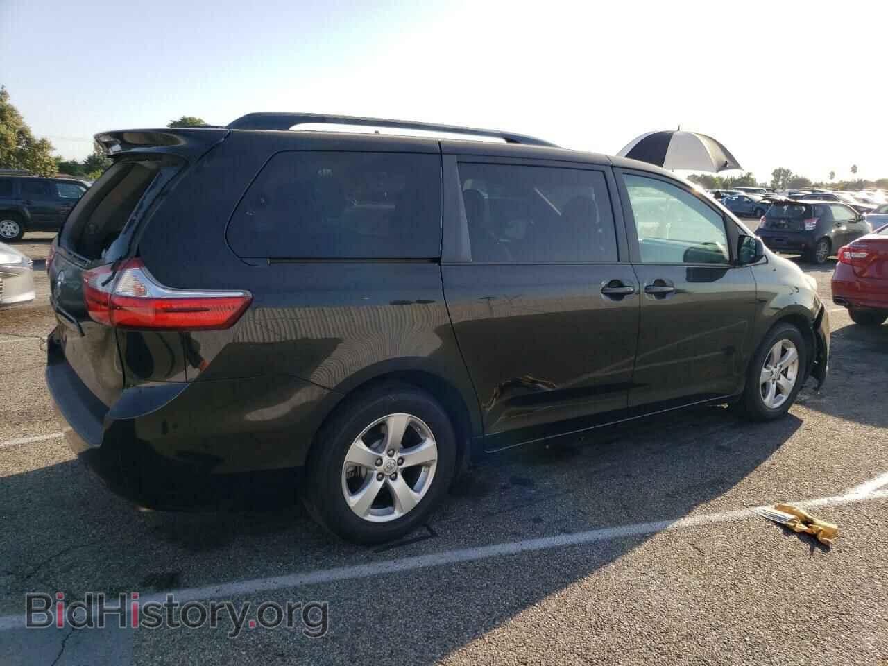 2017 TOYOTA All Models - VIN: 5TDKZ3DC4HS844488 - Фото 3