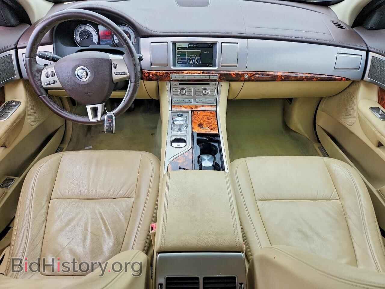 2011 JAGUAR XF - VIN: SAJWA0FB9BLS07120 - Фото 8
