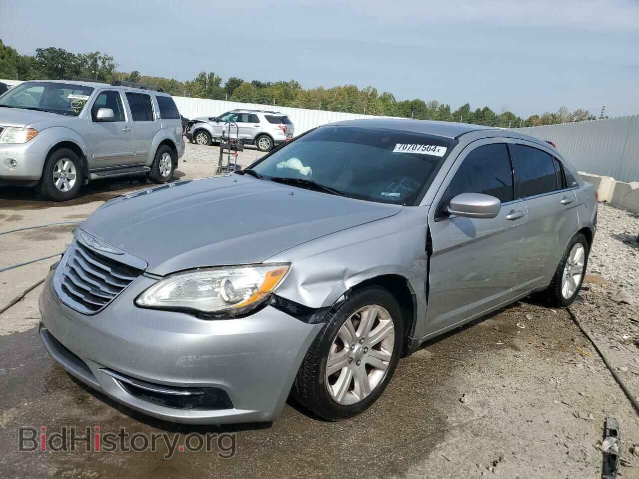 Фотография 1C3CCBABXDN698176 - CHRYSLER 200 2013
