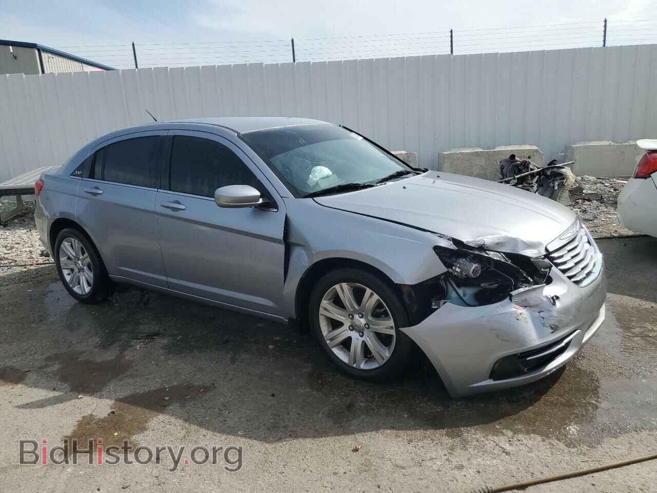 2013 CHRYSLER 200 - VIN: 1C3CCBABXDN698176 - Фото 4