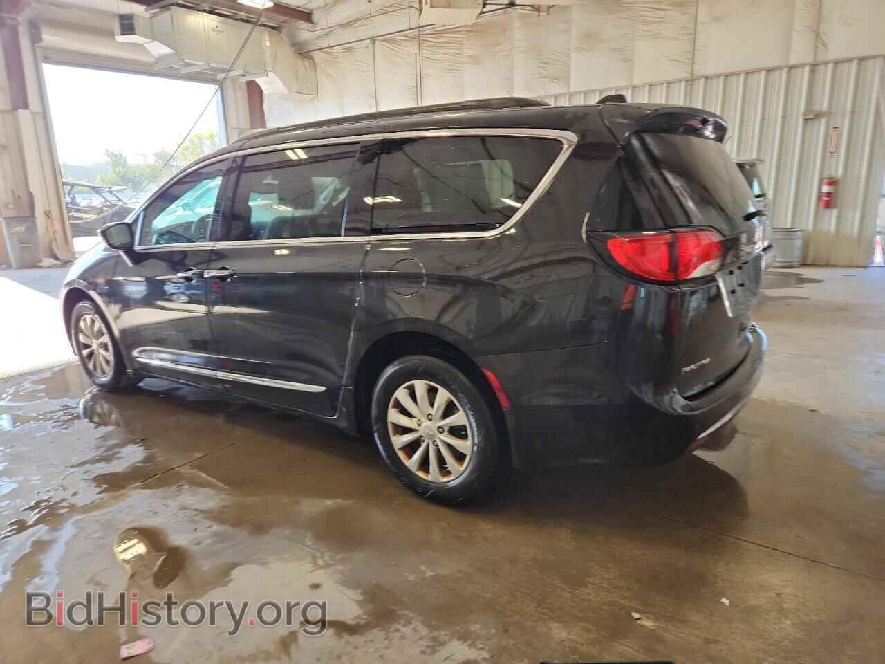 2017 CHRYSLER PACIFICA - VIN: 2C4RC1BG3HR788806 - Photo 2
