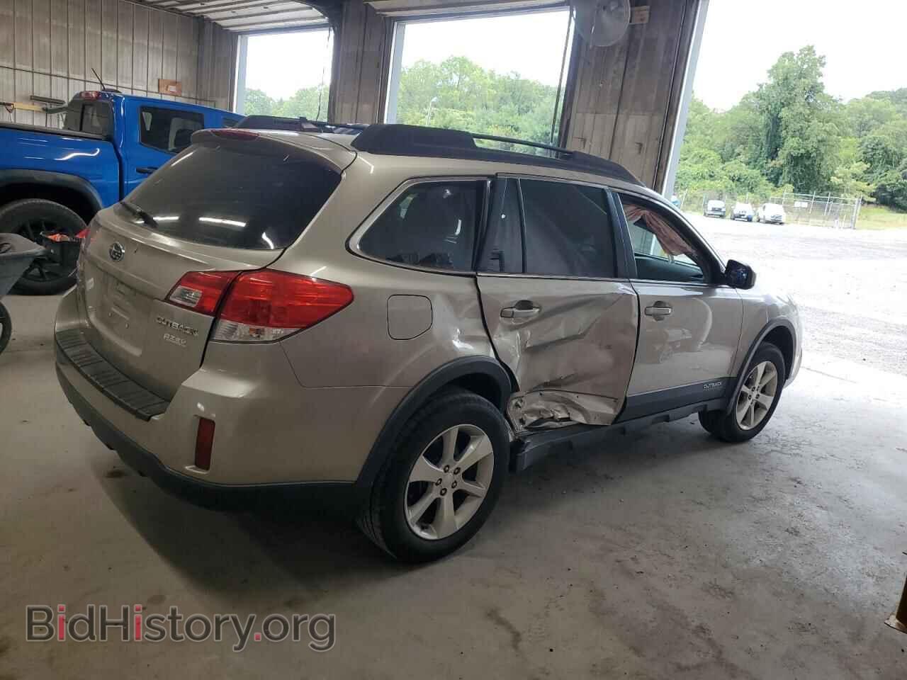 2014 SUBARU OUTBACK - VIN: 4S4BRBLC0E3324745 - Фото 3