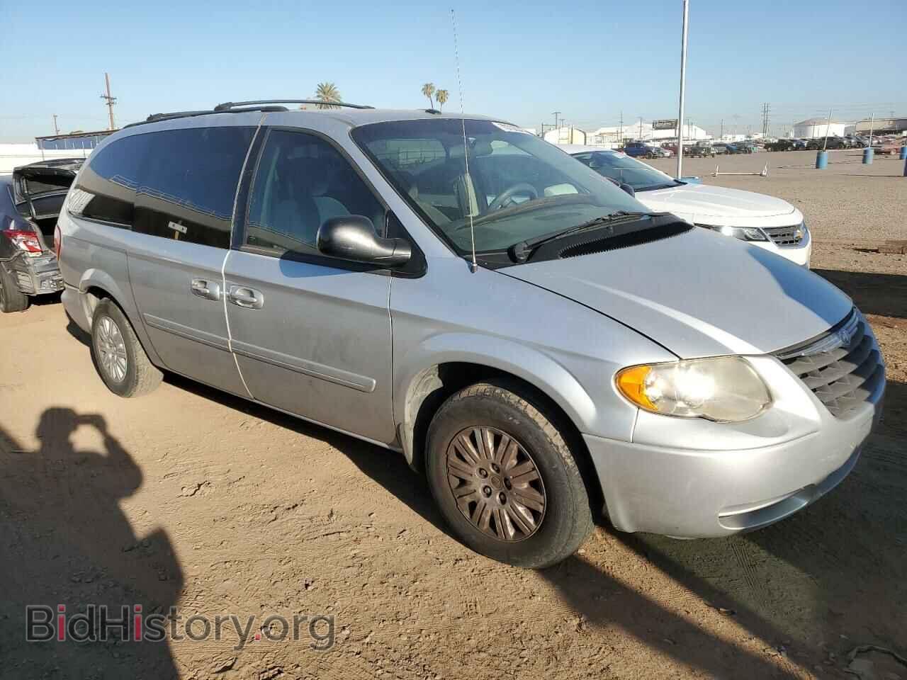 2006 CHRYSLER MINIVAN - VIN: 2A4GP44R86R888838 - Фото 4