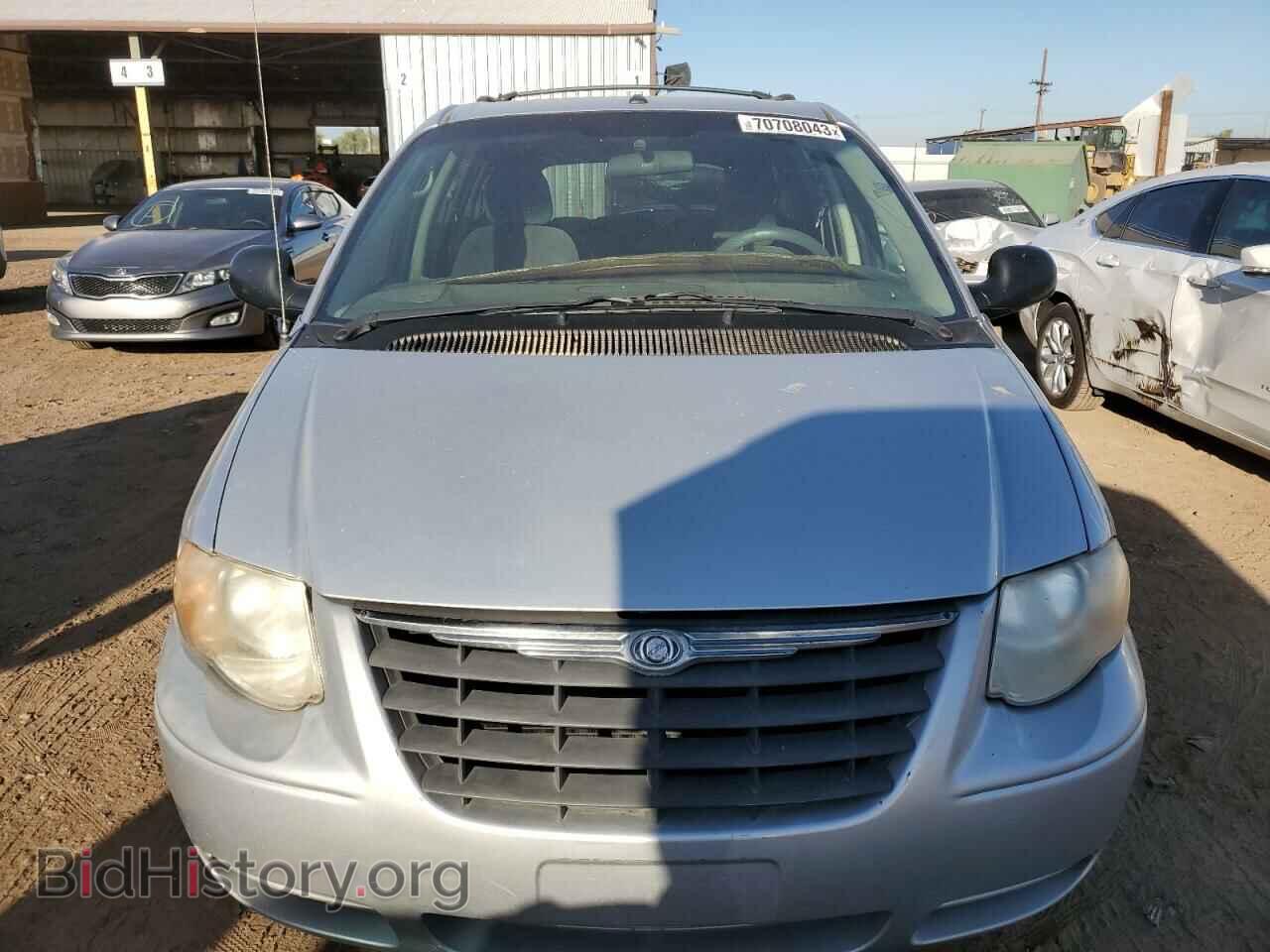 2006 CHRYSLER MINIVAN - VIN: 2A4GP44R86R888838 - Фото 5