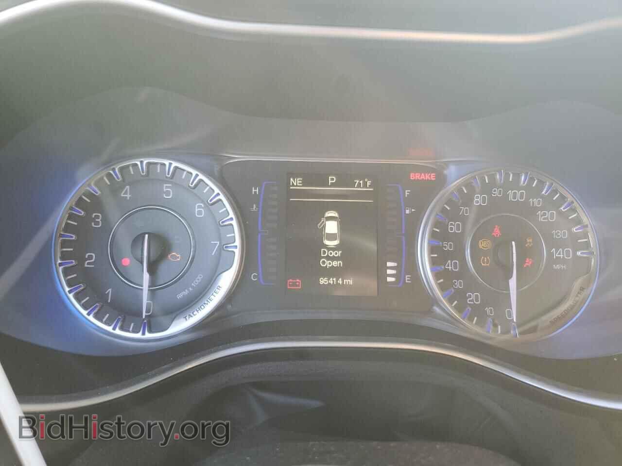 2015 CHRYSLER 200 - VIN: 1C3CCCAB7FN546817 - Фото 9