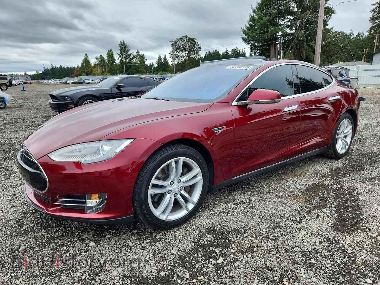 Фотография 5YJSA1DP9CFS00318 - TESLA MODEL S 2012