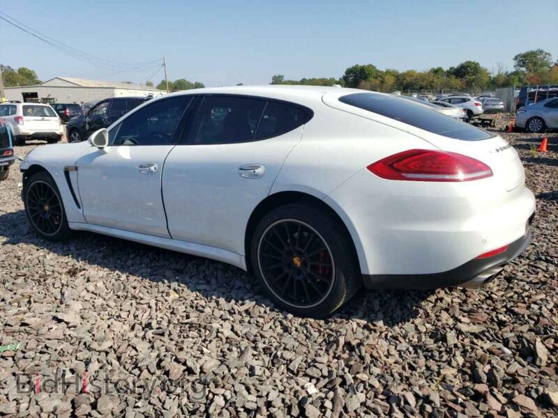 2016 Porsche PANAMERA (VIN WP0AB2A79GL050815) — photo 2 of 12