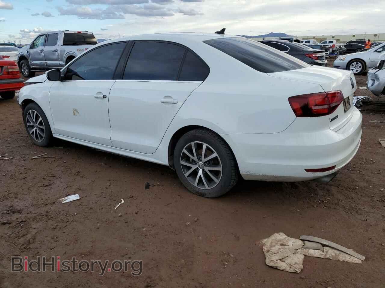 2017 VOLKSWAGEN JETTA - VIN: 3VWDB7AJ0HM290192 - Фото 2