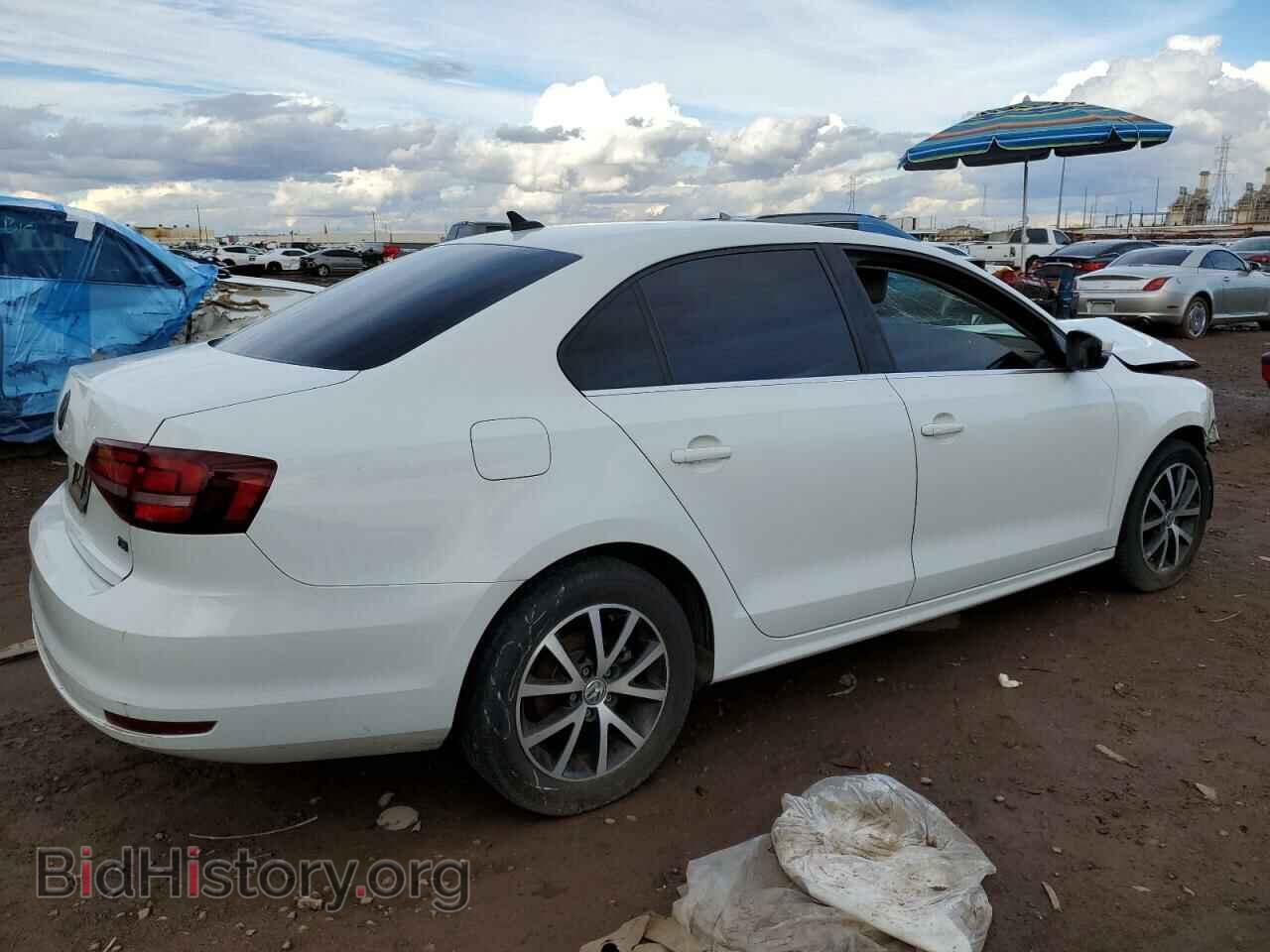 2017 VOLKSWAGEN JETTA - VIN: 3VWDB7AJ0HM290192 - Фото 3