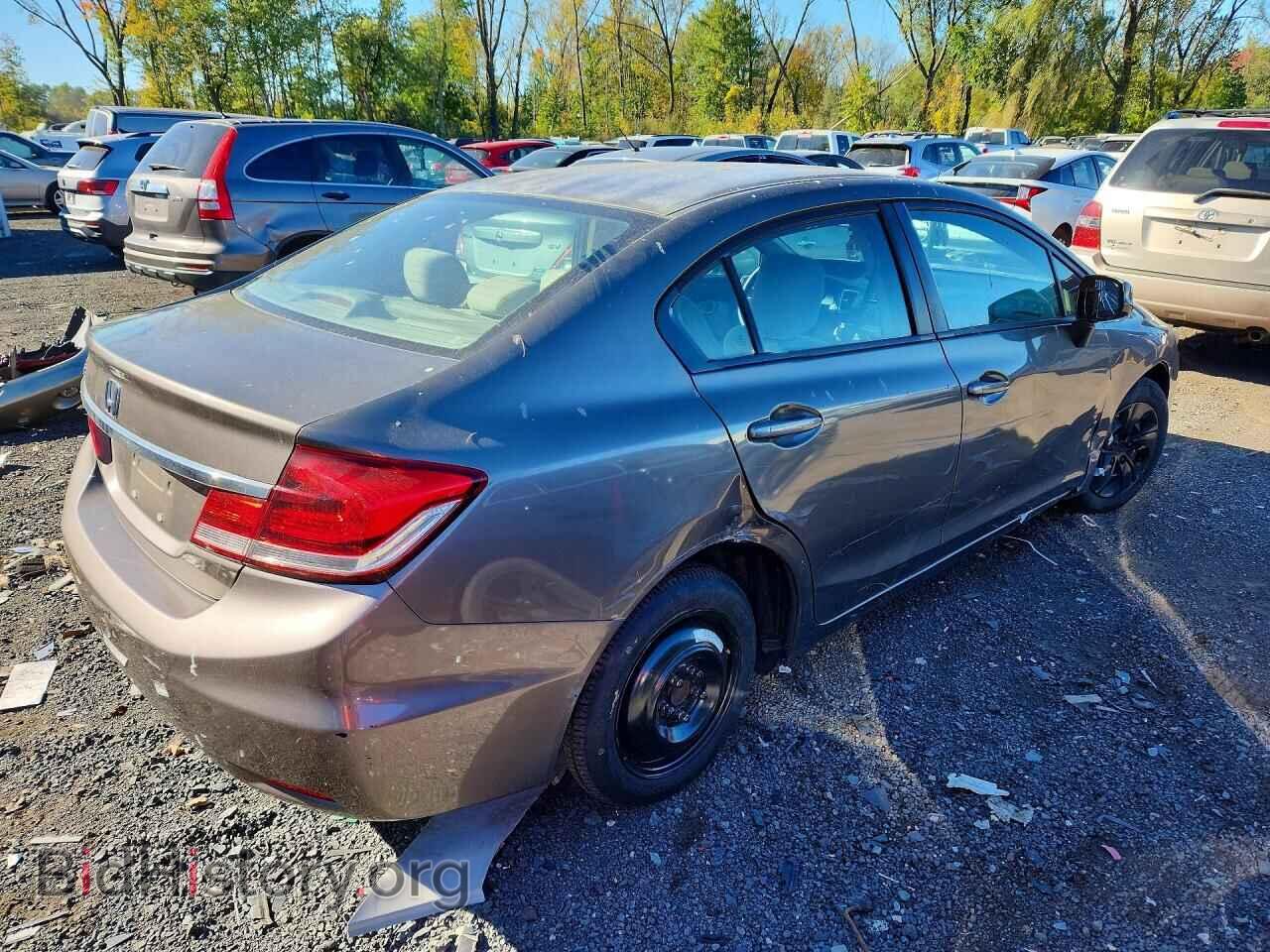 2013 HONDA CIVIC - VIN: 2HGFB2F5XDH590438 - Фото 3