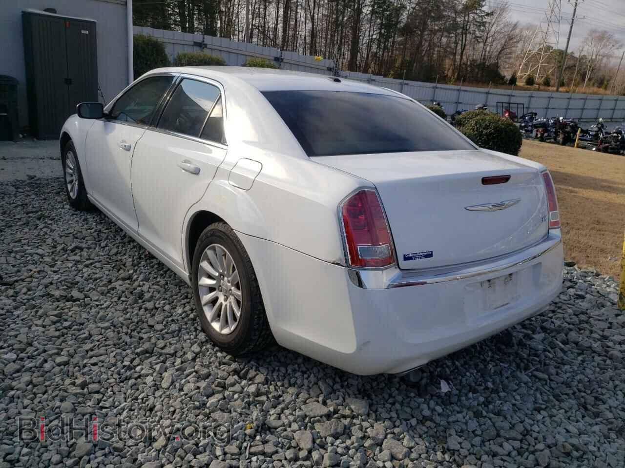 2013 CHRYSLER 300 - VIN: 2C3CCAAG4DH573267 - Фото 3