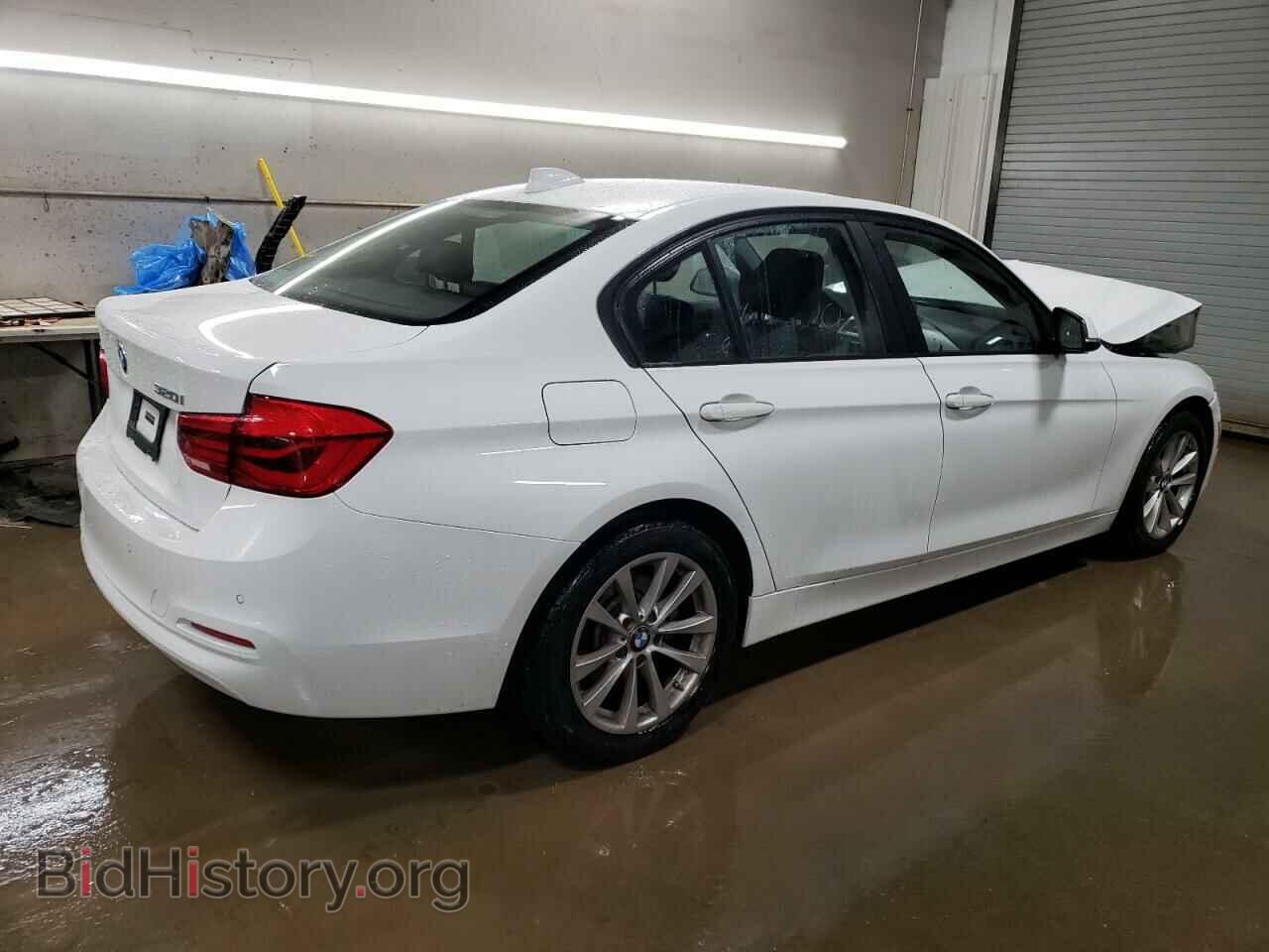 2016 BMW 3 SERIES - VIN: WBA8E5G55GNU21578 - Фото 3
