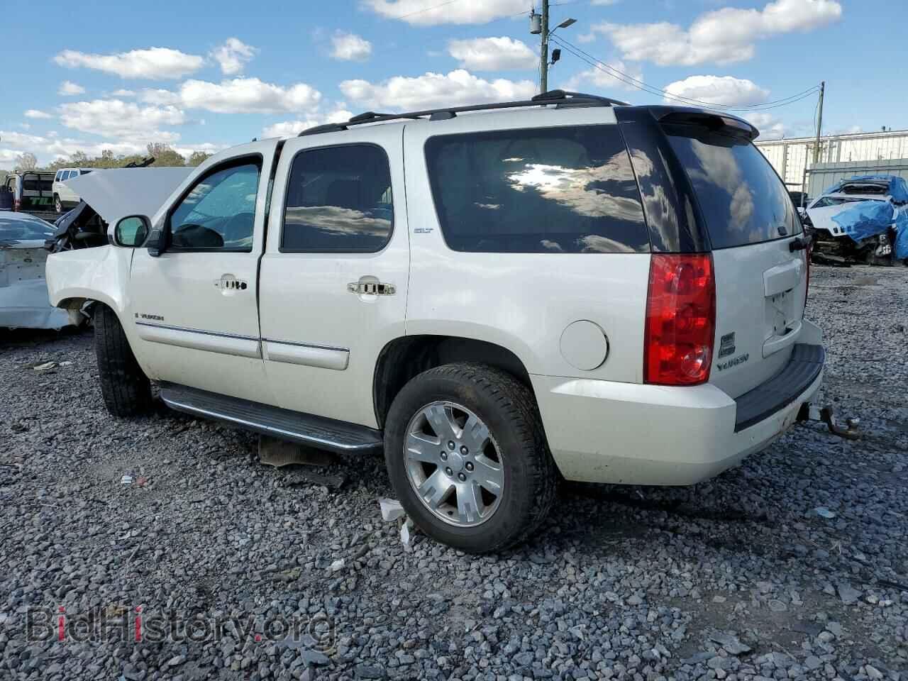 2008 GMC YUKON - VIN: 1GKFC13088R218007 - Фото 2