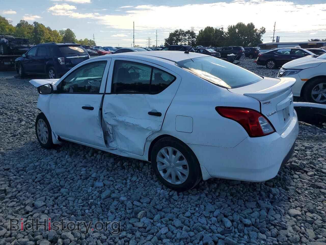 2018 NISSAN VERSA - VIN: 3N1CN7AP1JL864520 - Photo 2