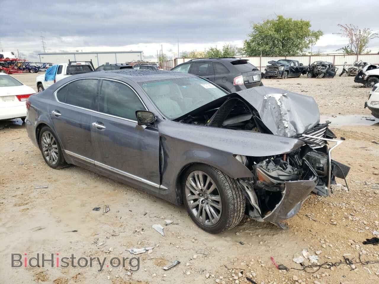 2015 LEXUS LS460 - VIN: JTHBL5EF4F5137785 - Photo 4