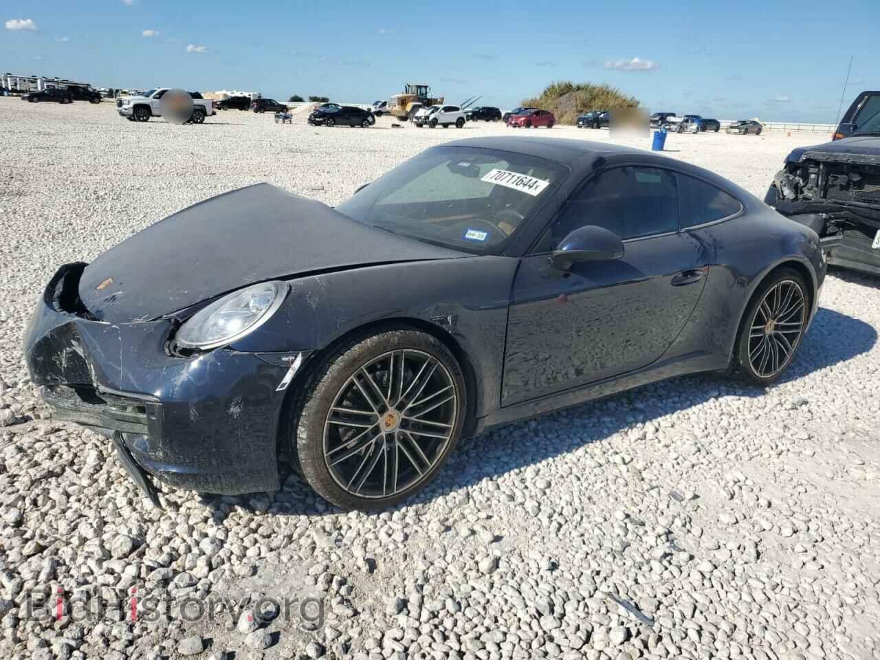 Фотография WP0AA2A90JS106089 - PORSCHE 911 2018