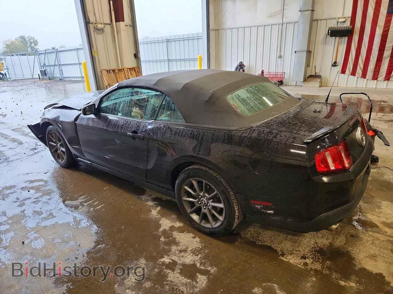 2012 Ford MUSTANG (VIN 1ZVBP8EM2C5206312) — фото 2 из 12