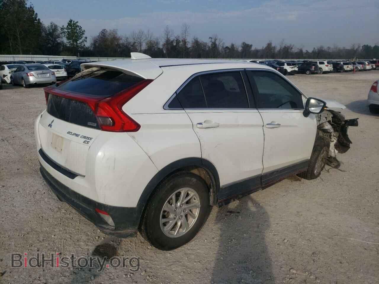 2018 MITSUBISHI ECLIPSE - VIN: JA4AT3AA0JZ064101 - Photo 4